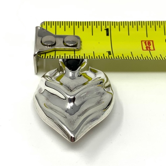 Vintage Sterling Silver Taxco Mexico Black Onyx Scalloped Clip On Earrings - Picture 7 of 7